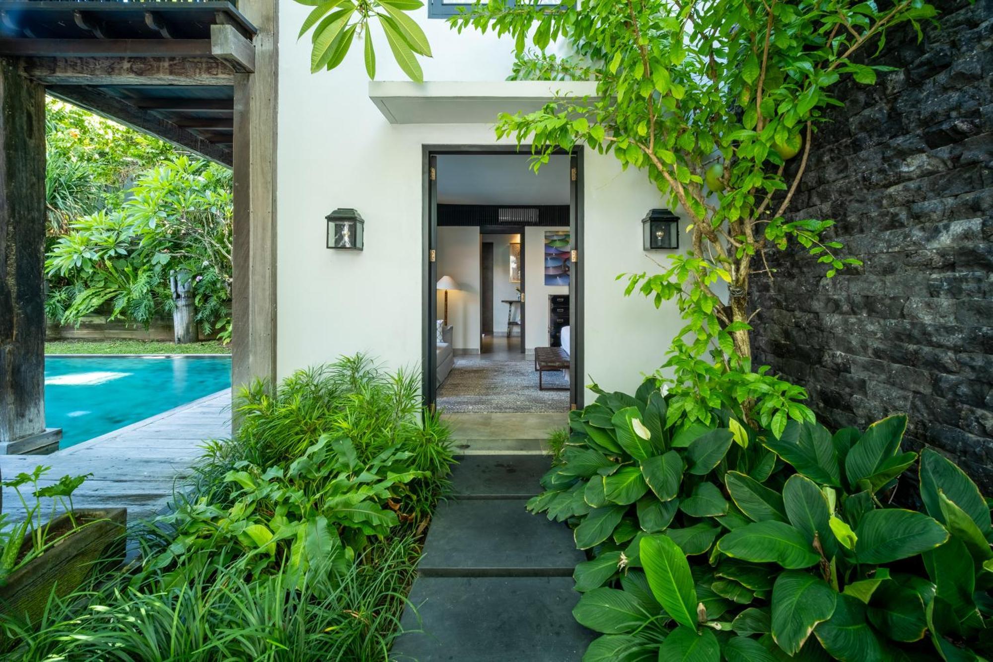 Villa De Suma - Fully Staffed Luxury Villa, Walk To The Beach! Seminyak Zewnętrze zdjęcie