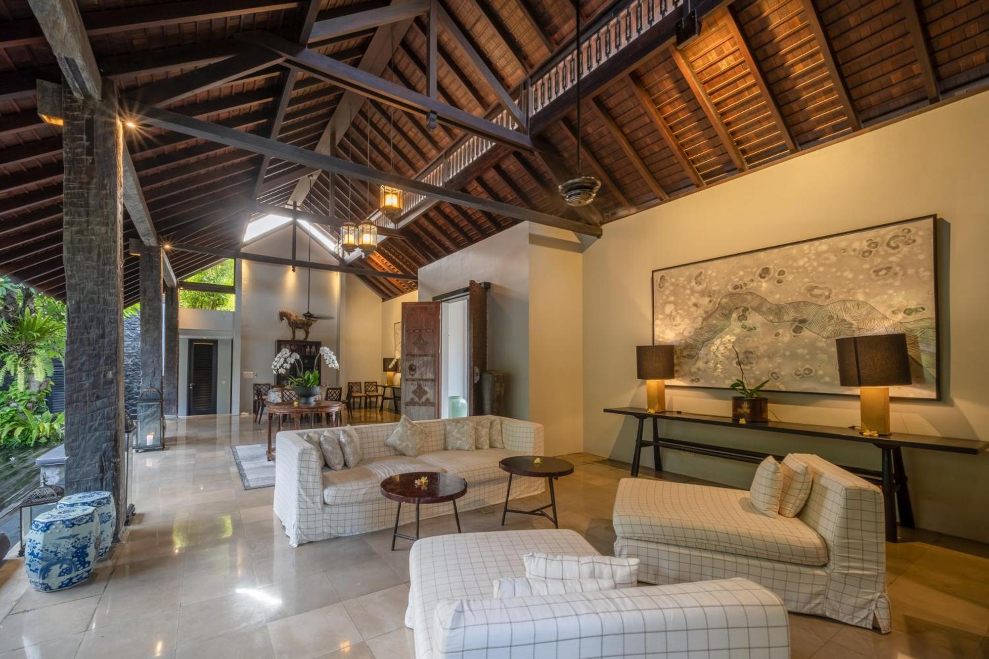 Villa De Suma - Fully Staffed Luxury Villa, Walk To The Beach! Seminyak Zewnętrze zdjęcie