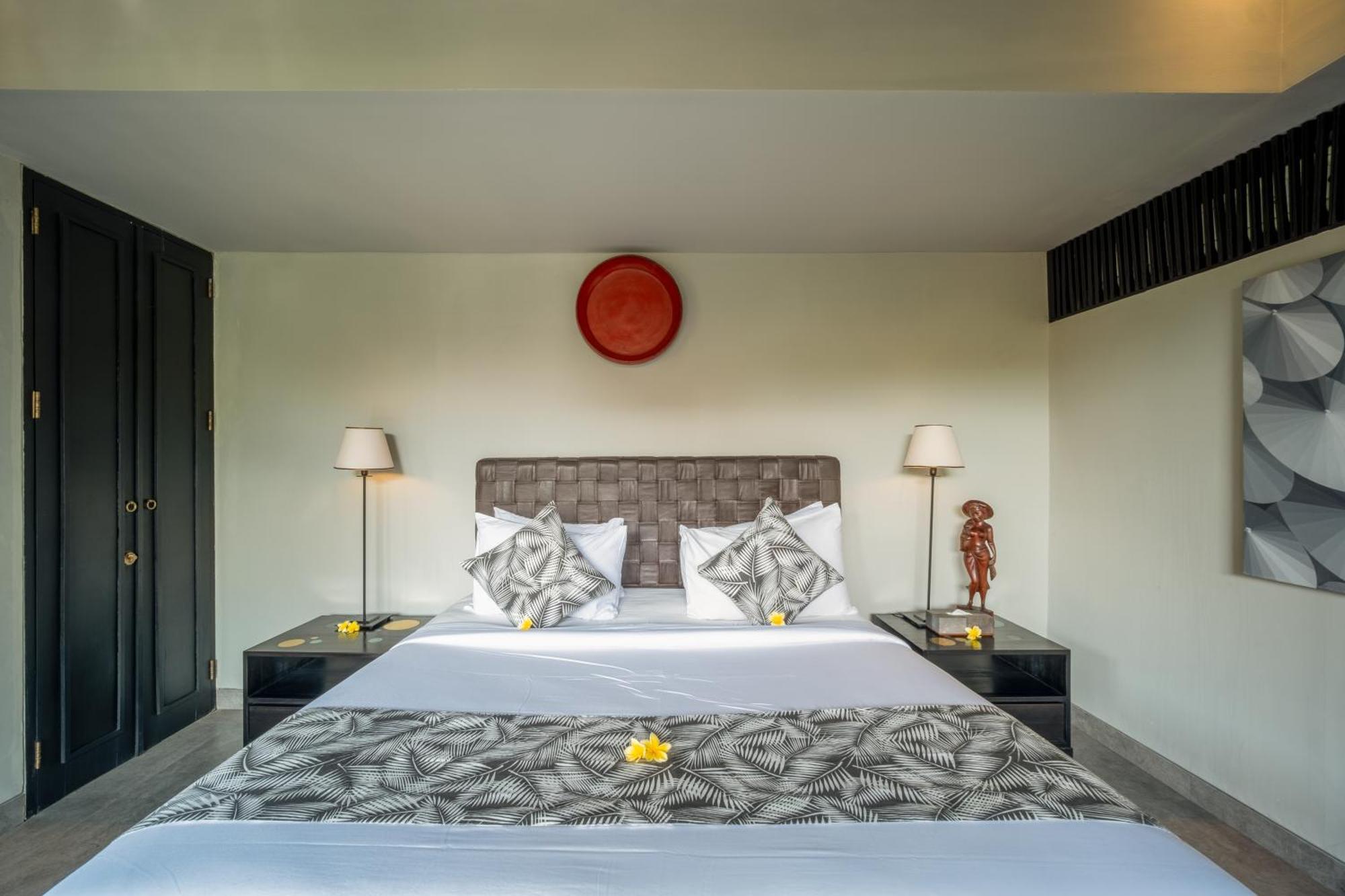 Villa De Suma - Fully Staffed Luxury Villa, Walk To The Beach! Seminyak Zewnętrze zdjęcie