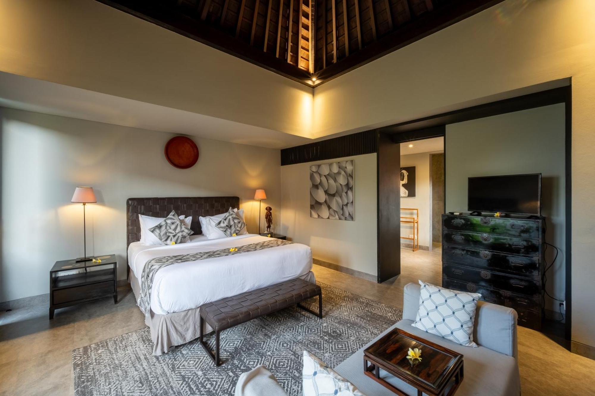 Villa De Suma - Fully Staffed Luxury Villa, Walk To The Beach! Seminyak Zewnętrze zdjęcie