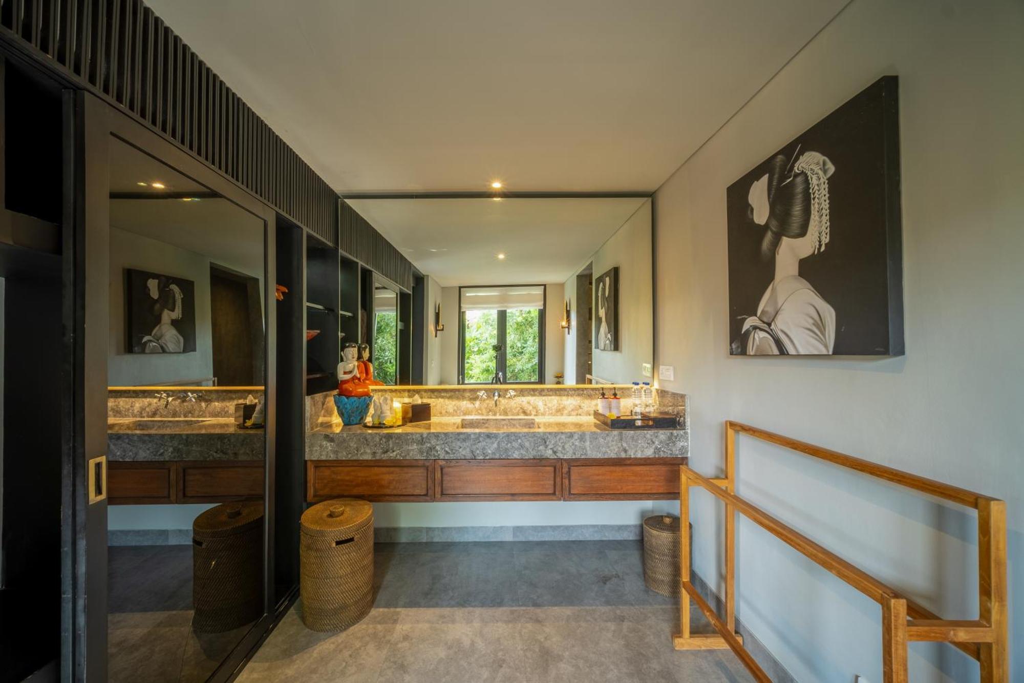 Villa De Suma - Fully Staffed Luxury Villa, Walk To The Beach! Seminyak Zewnętrze zdjęcie