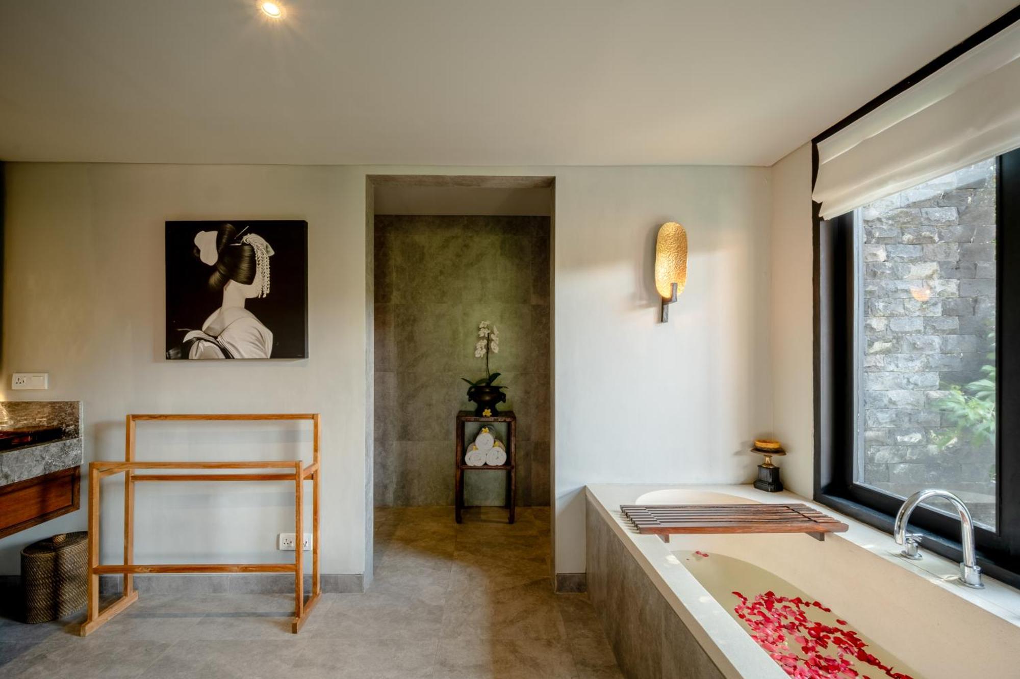 Villa De Suma - Fully Staffed Luxury Villa, Walk To The Beach! Seminyak Zewnętrze zdjęcie