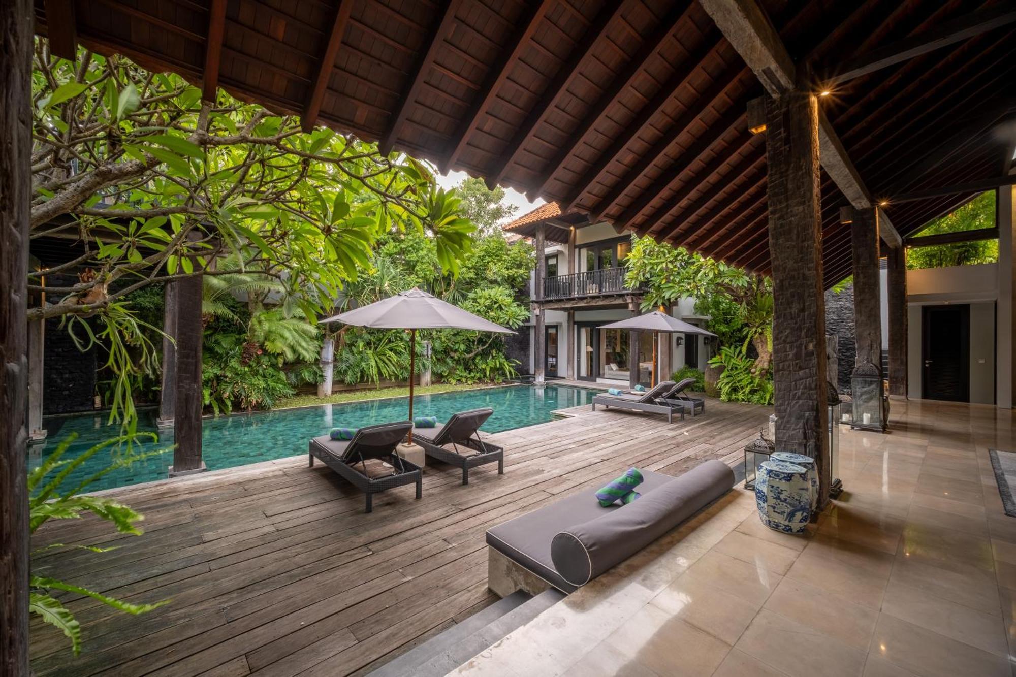 Villa De Suma - Fully Staffed Luxury Villa, Walk To The Beach! Seminyak Zewnętrze zdjęcie